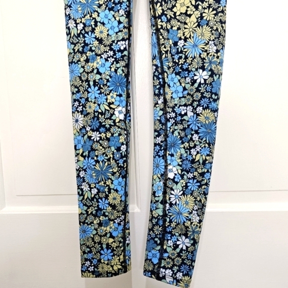 Free People Movement Lose Control Wrap Leggings Floral Size XS - Picture 7 of 16